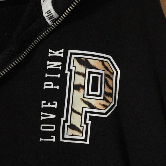 Pink VS quarter zip - Picture 2 of 3